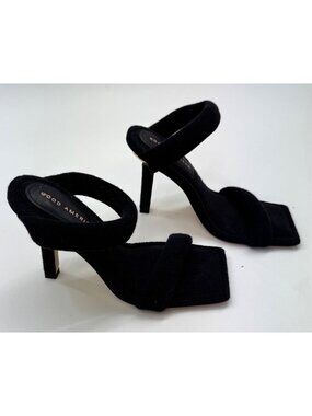 Good American Black Heeled Sandals With Plush Straps Square Toe Design Sz 5.5
